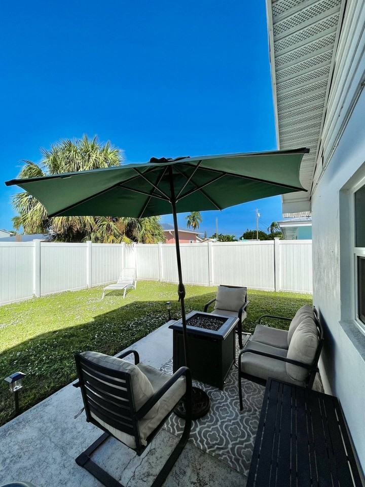 1127 Binney Drive Unit B - Photo 4 of 8