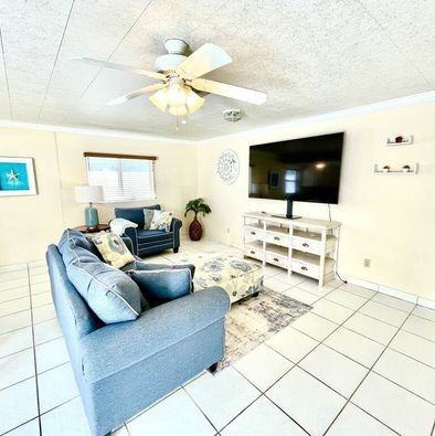 1127 Binney Drive Unit B - Photo 6 of 8