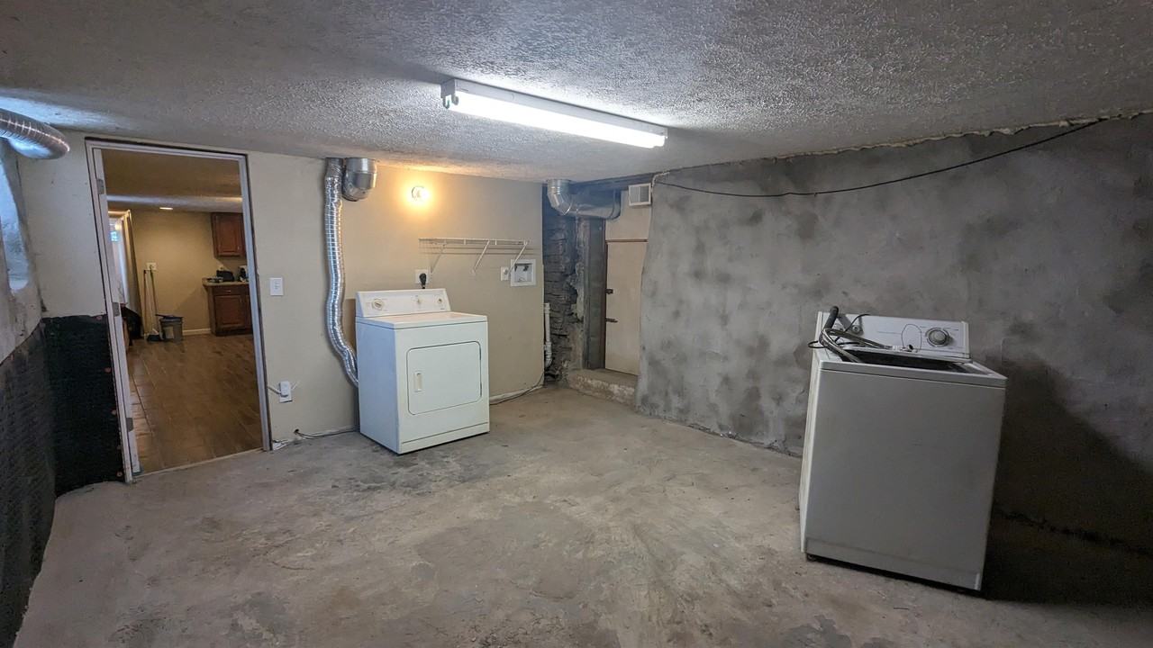 1 Desavage Street - Photo 6 of 7