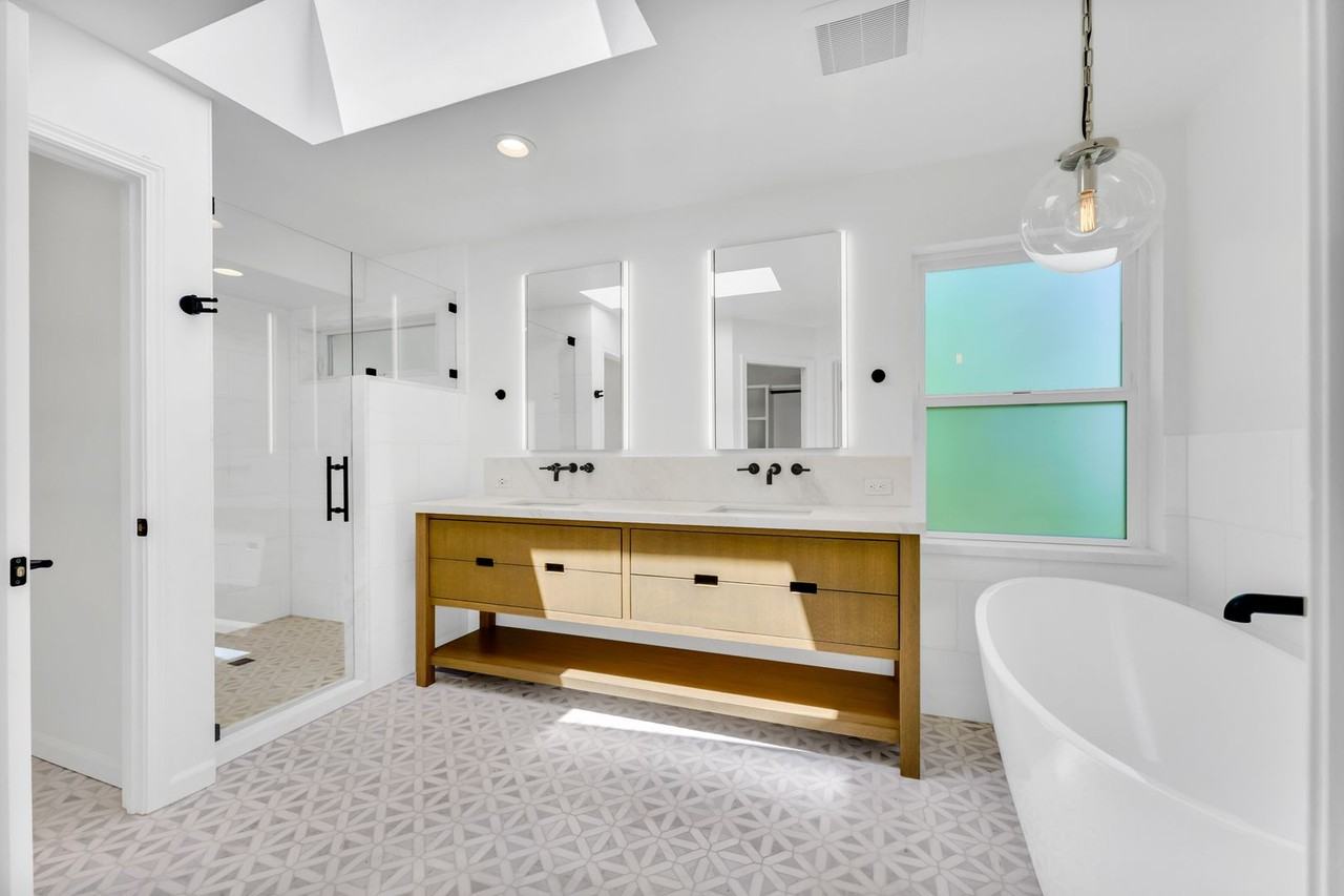 3701 Ranchview Ct - Photo 7 of 45