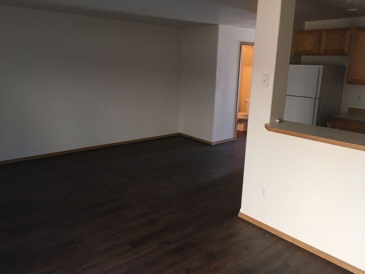 1456 Sw 16th St - Photo 3 of 11
