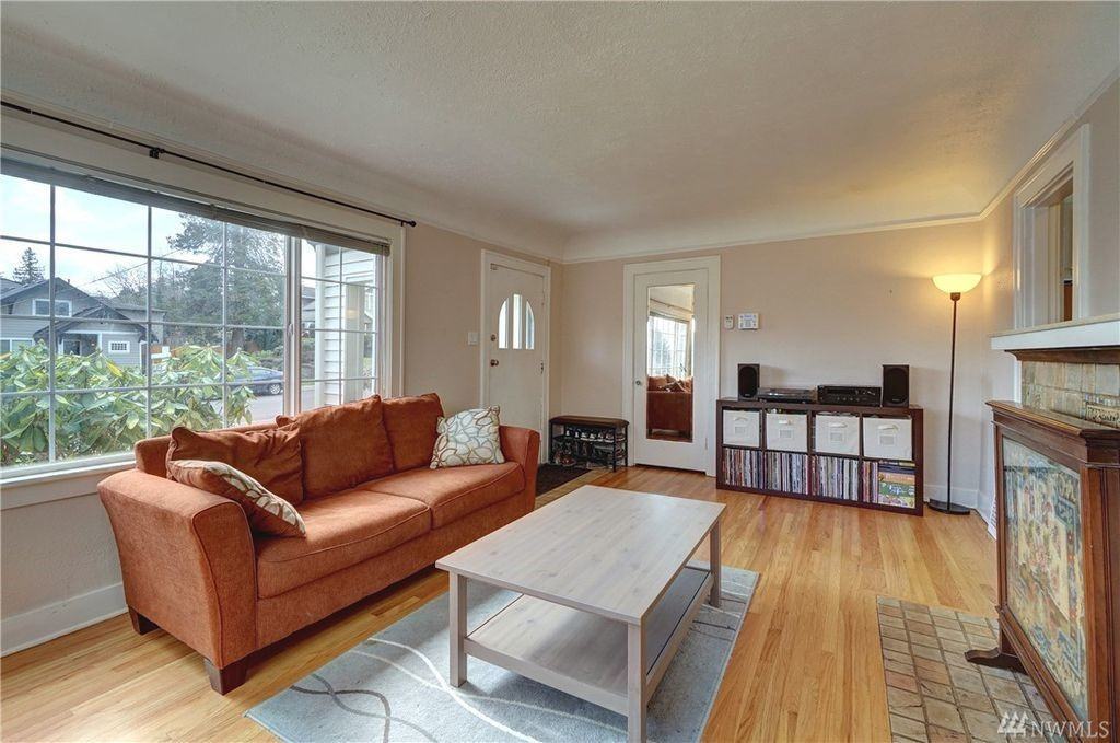 4409 N 35th St - Photo 5 of 21