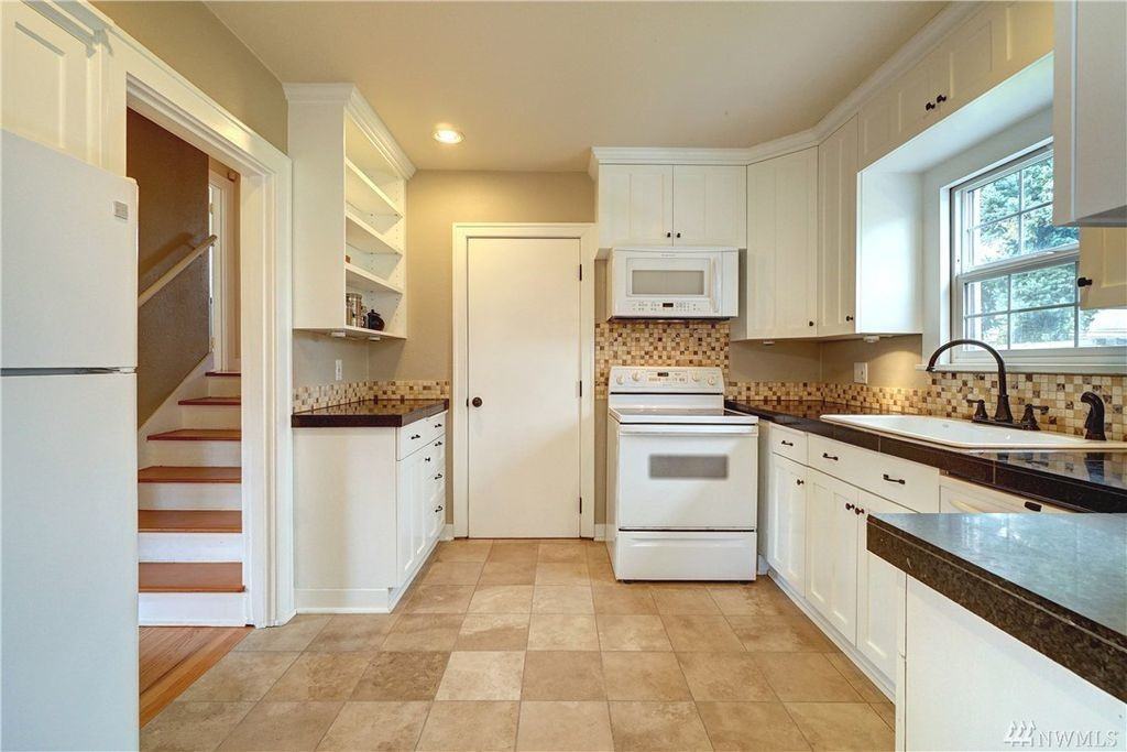 4409 N 35th St - Photo 7 of 21