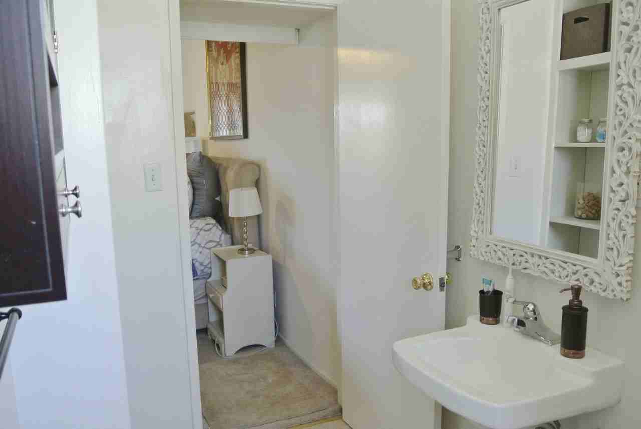 Darlington Apts - Photo 2 of 13