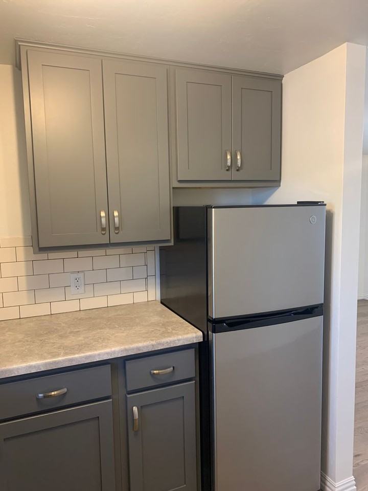 Windsor Court Apartments - Photo 6 of 25