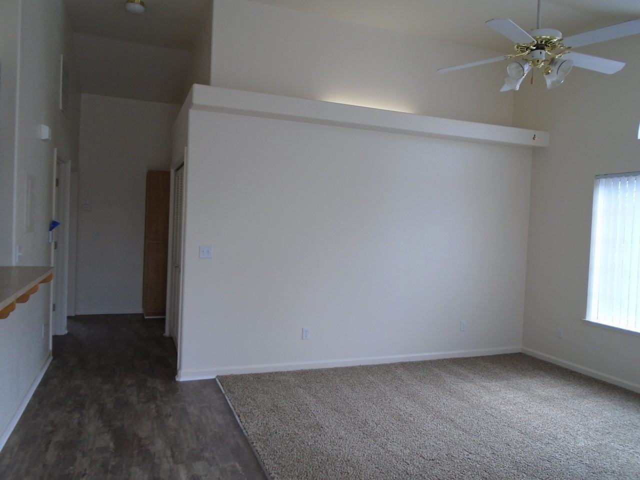 802 Cally Court - Photo 3 of 12