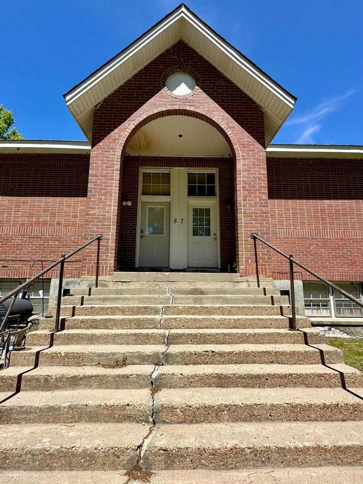 517 Paragould Dr - Photo 3 of 21