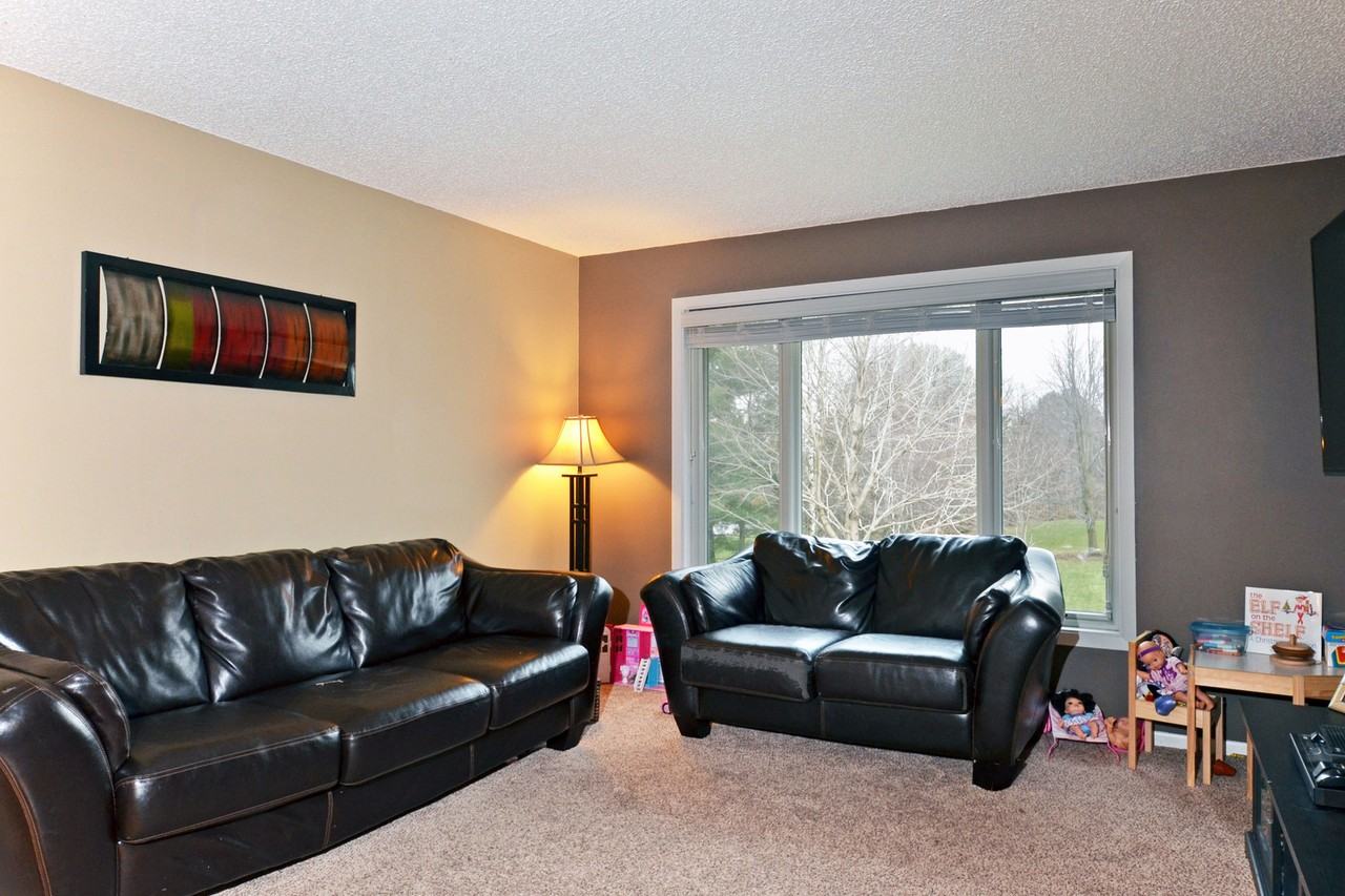 3880 Stonebridge Dr N - Photo 2 of 22