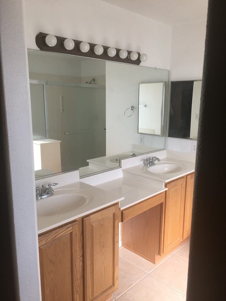 808 7th St Ne - Photo 4 of 14