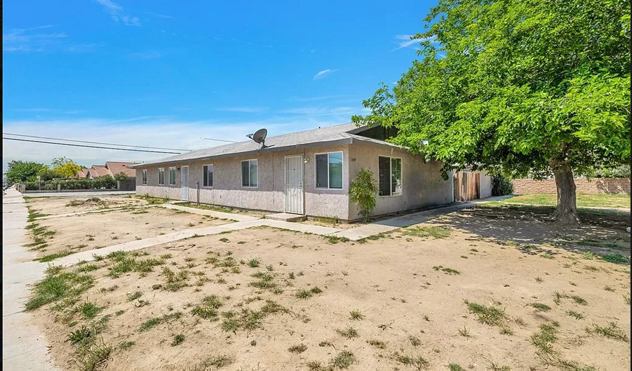 1313 E Planz Rd - Photo 2 of 17