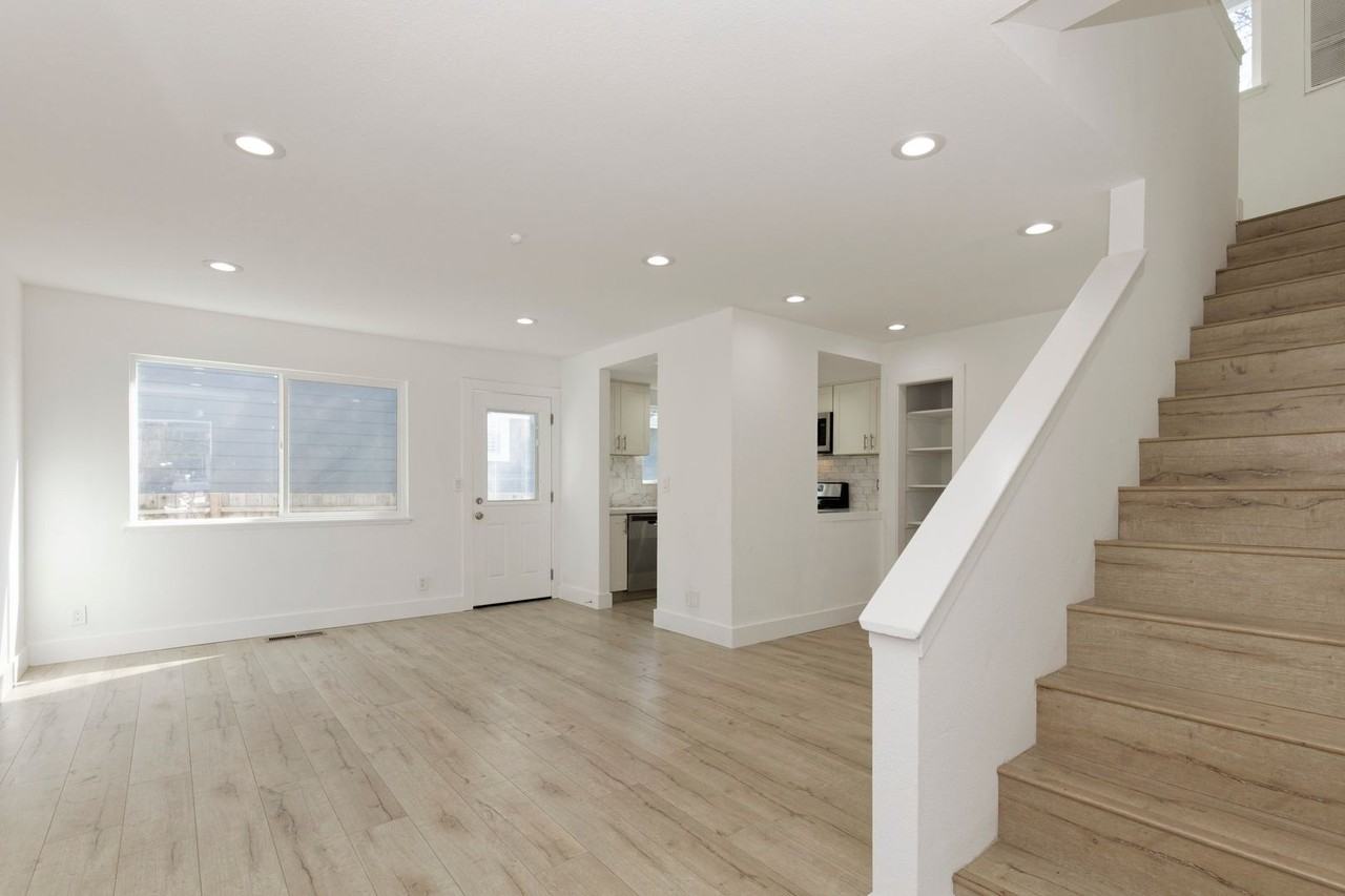 8 3rd St - Photo 3 of 12