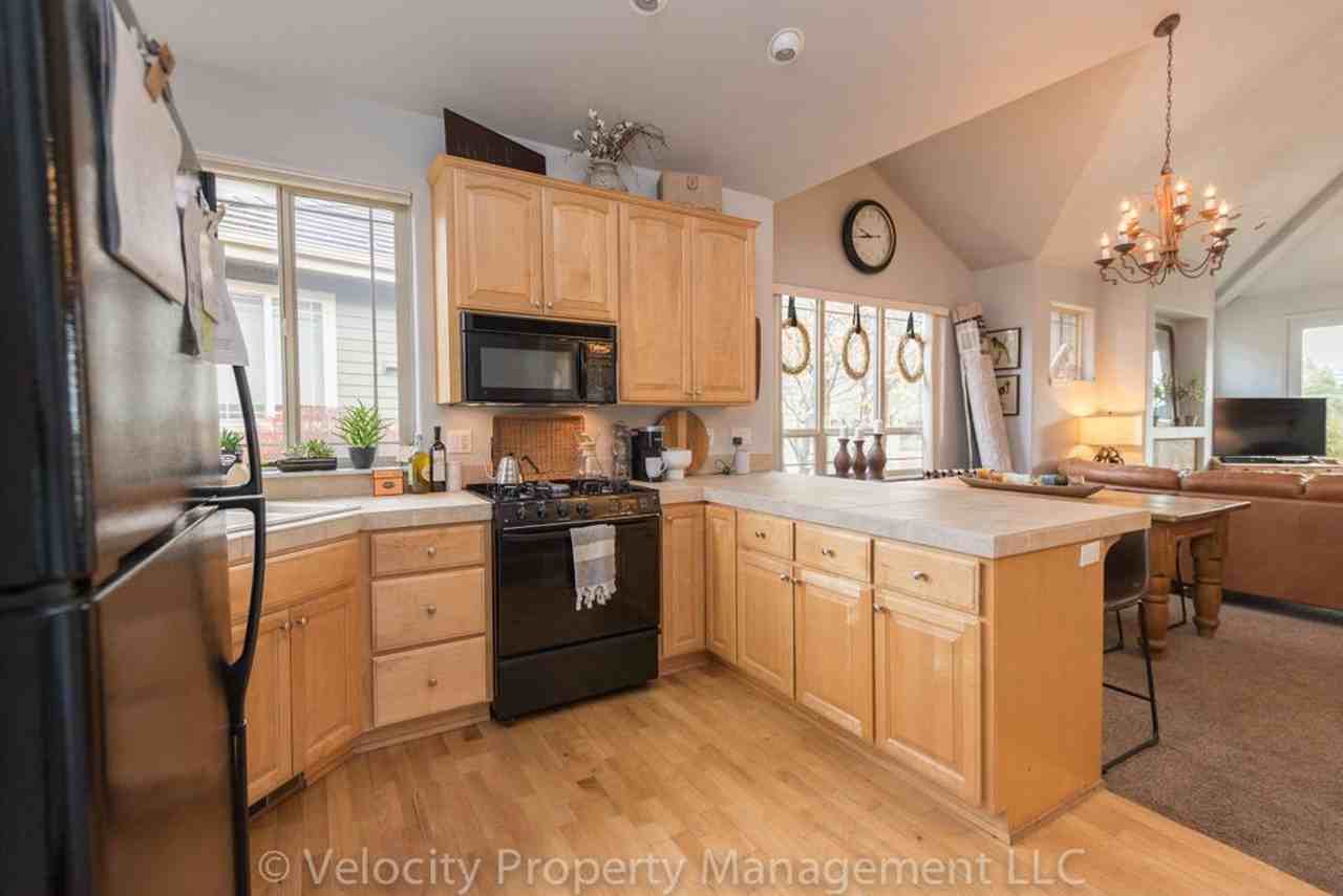 61701 Bridge Creek Dr - Photo 4 of 15