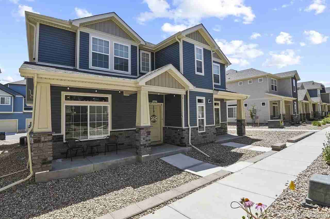 17961 E 103rd Ave - Photo 2 of 27