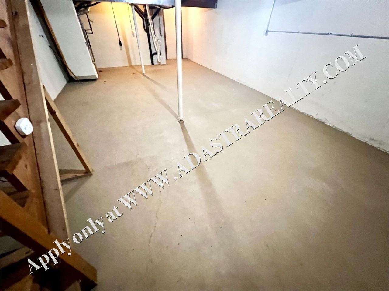 3502 Ne Independence Ave - Photo 2 of 24