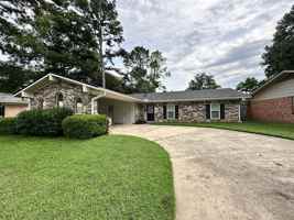 featured image of 1825 Venus Dr