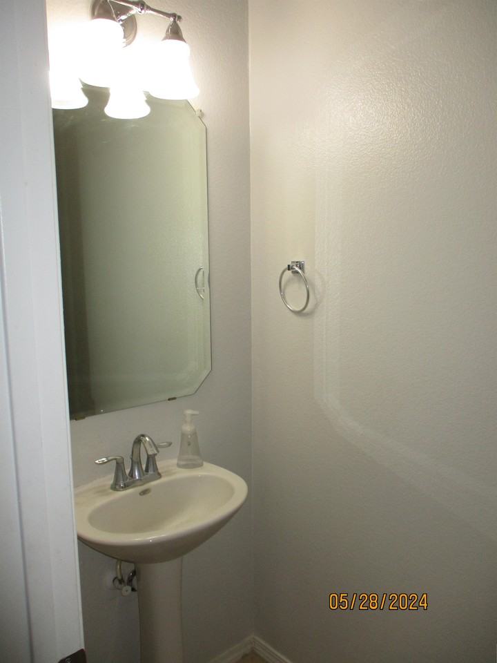 2432 Violeta Cir Se #1 - Photo 5 of 23