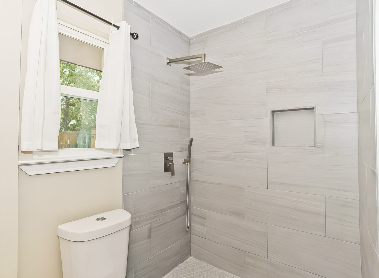 Longfellow Ln - Photo 4 of 20