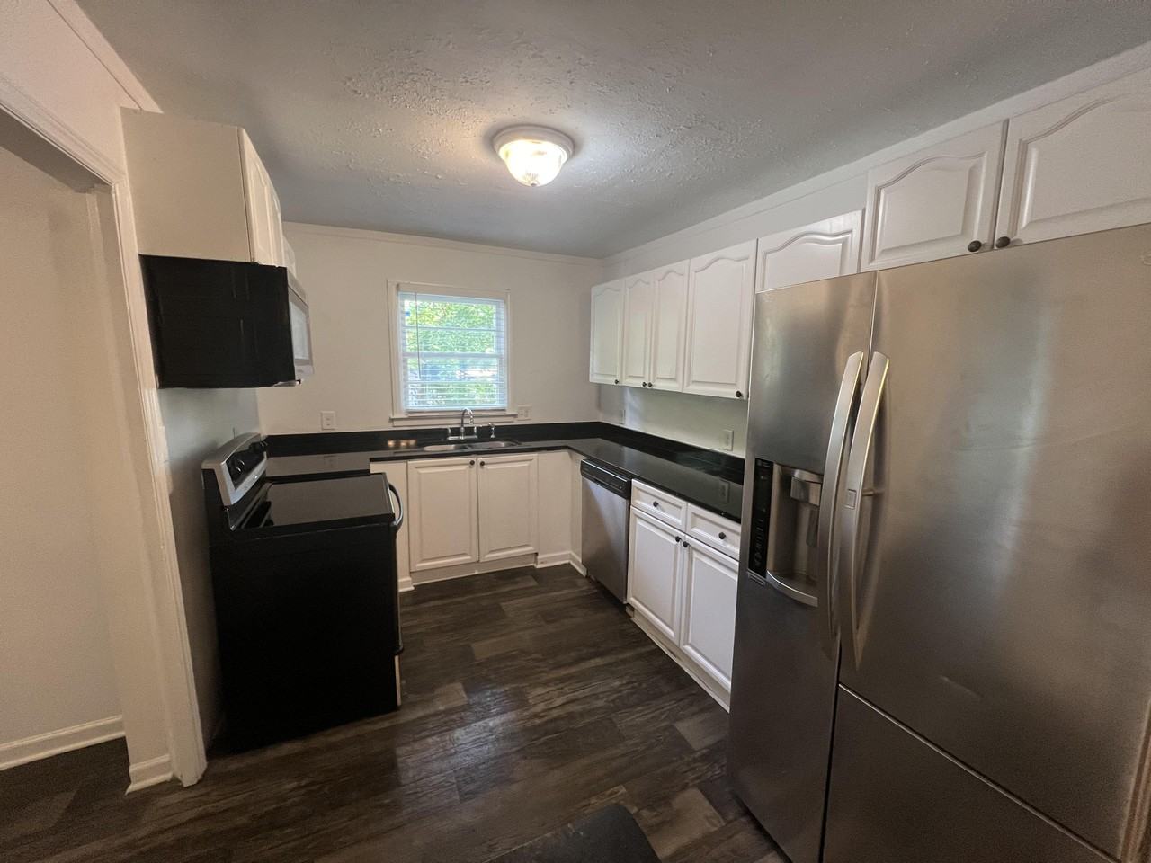 Hilltop Circle - Photo 6 of 14