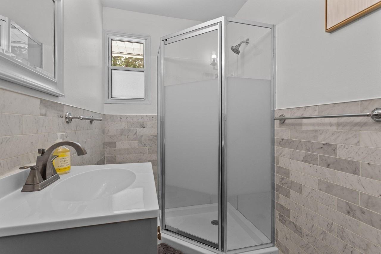 Jan Rd - Photo 3 of 13