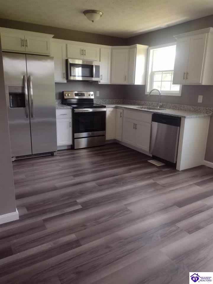 295 Palmetto Loop - Photo 3 of 13