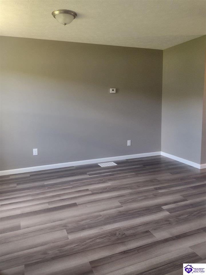 295 Palmetto Loop - Photo 5 of 13