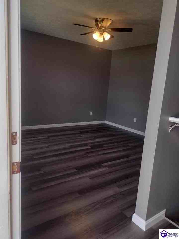 295 Palmetto Loop - Photo 6 of 13