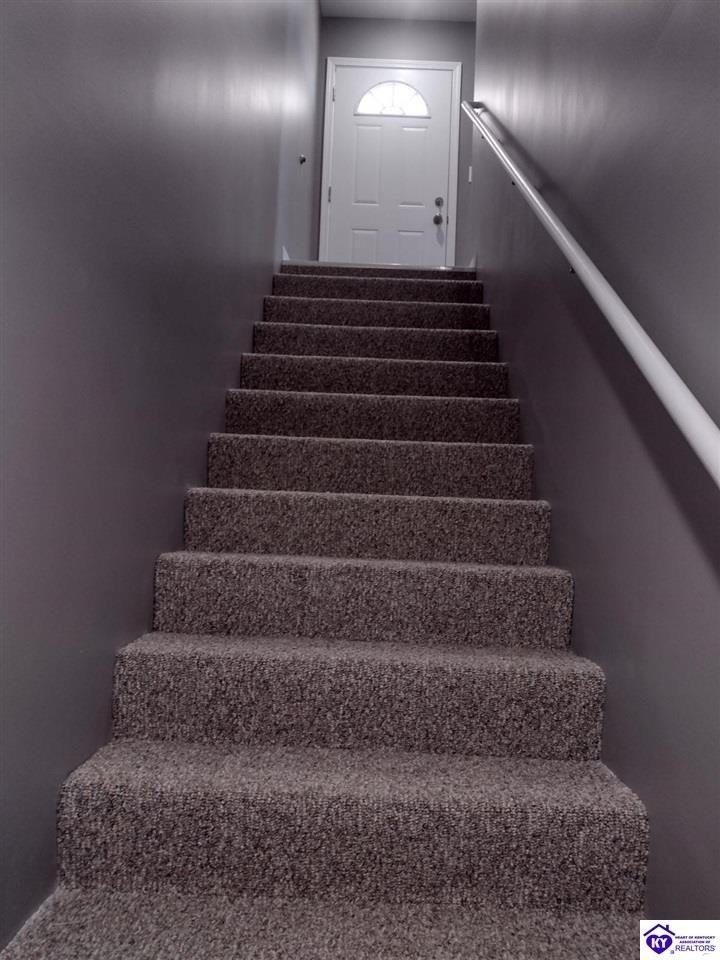 295 Palmetto Loop - Photo 7 of 13