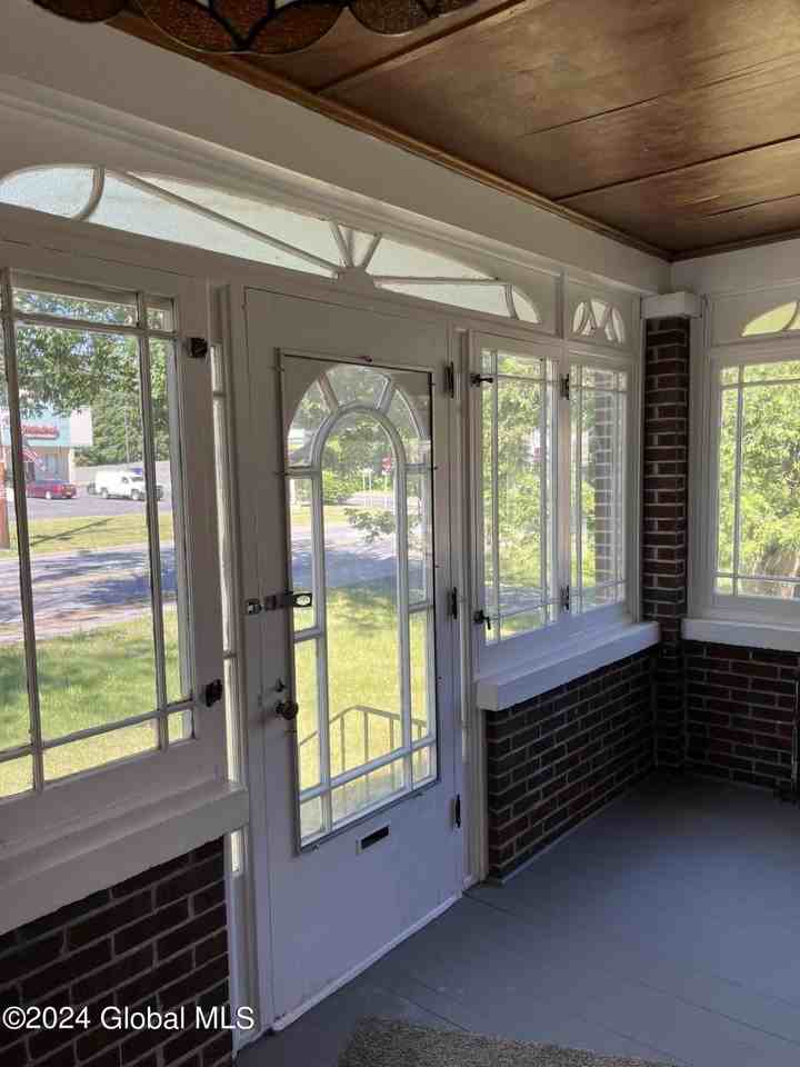 52 Main Ave - Photo 3 of 17