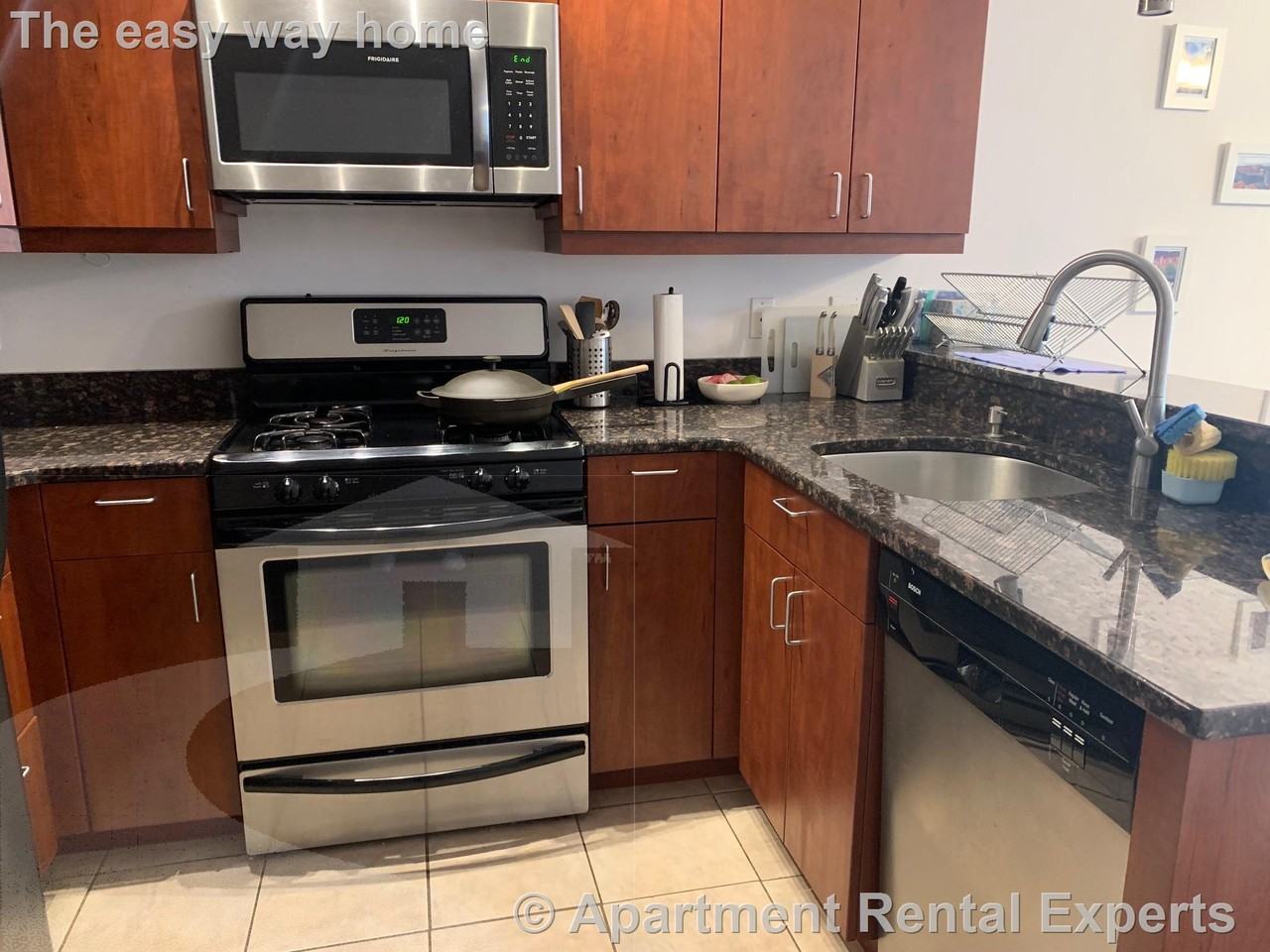 157 Auburn St #1 - Photo 2 of 17