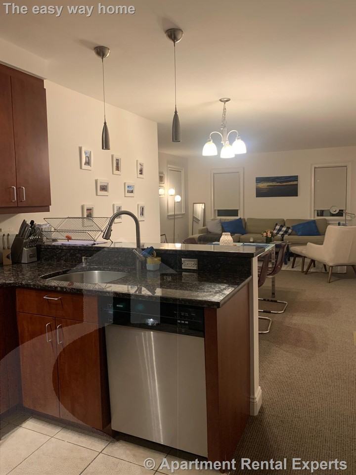 157 Auburn St #1 - Photo 3 of 17