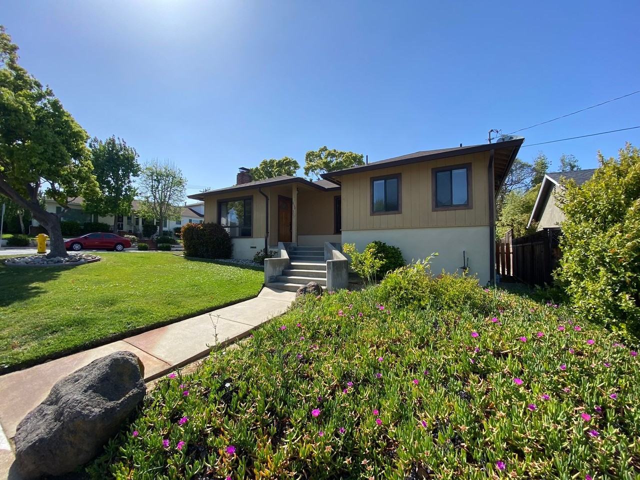 650 26th Ave - Photo 2 of 34