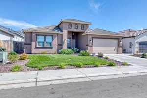 featured image of 715 Alpine Way S