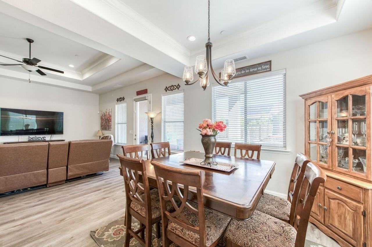 715 Alpine Way S - Photo 7 of 35