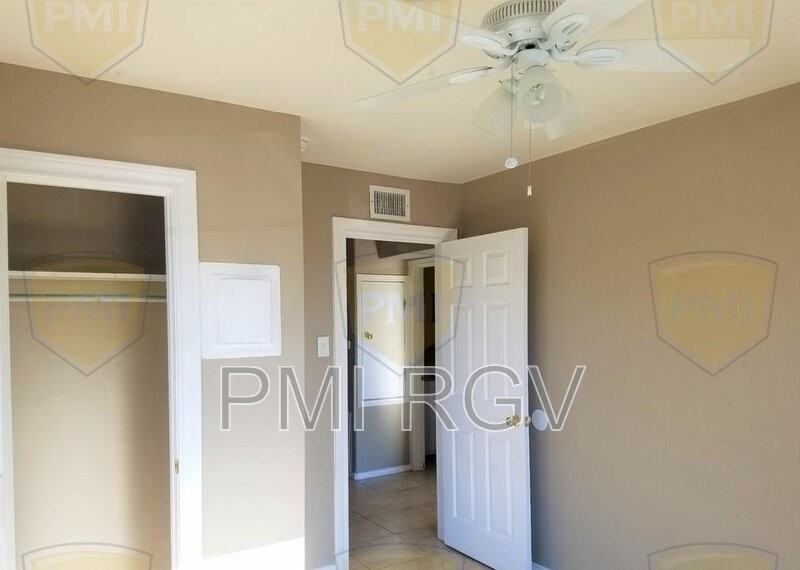 1803 Washington Ave #2 - Photo 4 of 10