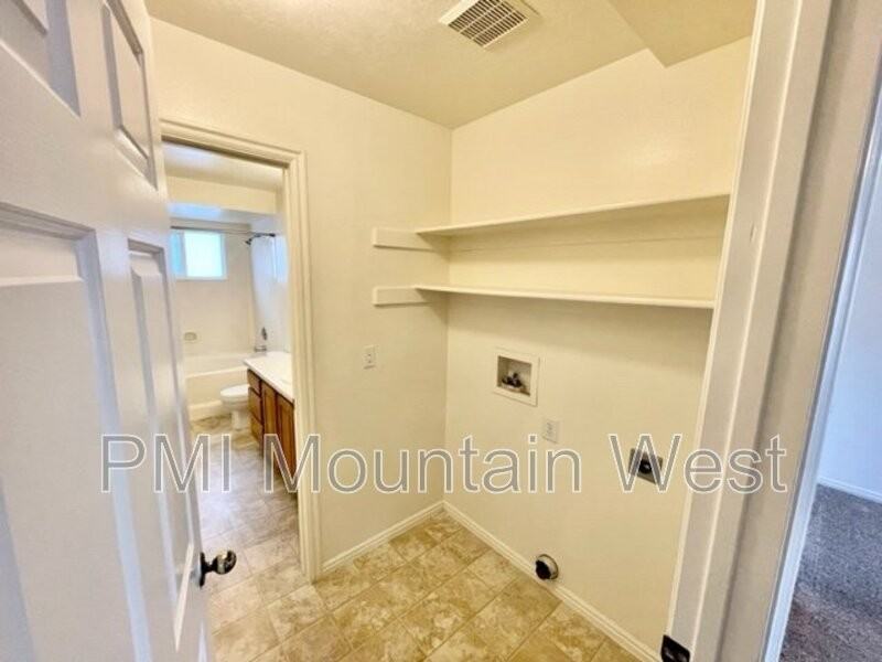 49 Sw A5 #A5 - Photo 4 of 17