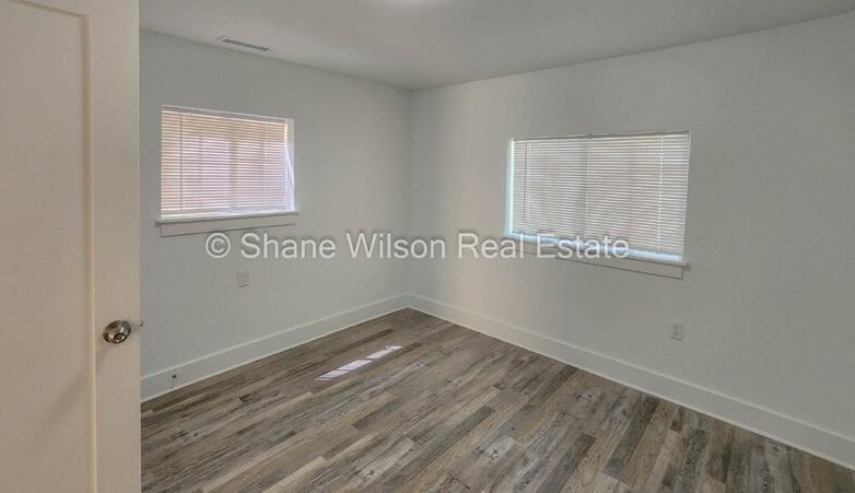 108 Halsey St - Photo 6 of 13