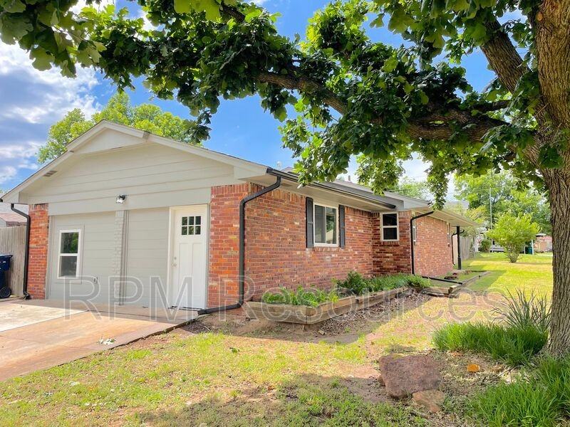 1500 Sw 79th Ter - Photo 3 of 28