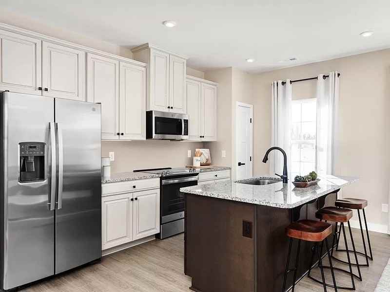 604 Rosedown Ln - Photo 3 of 19