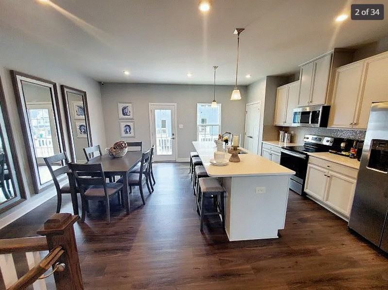 10225 Wenden Way - Photo 2 of 34