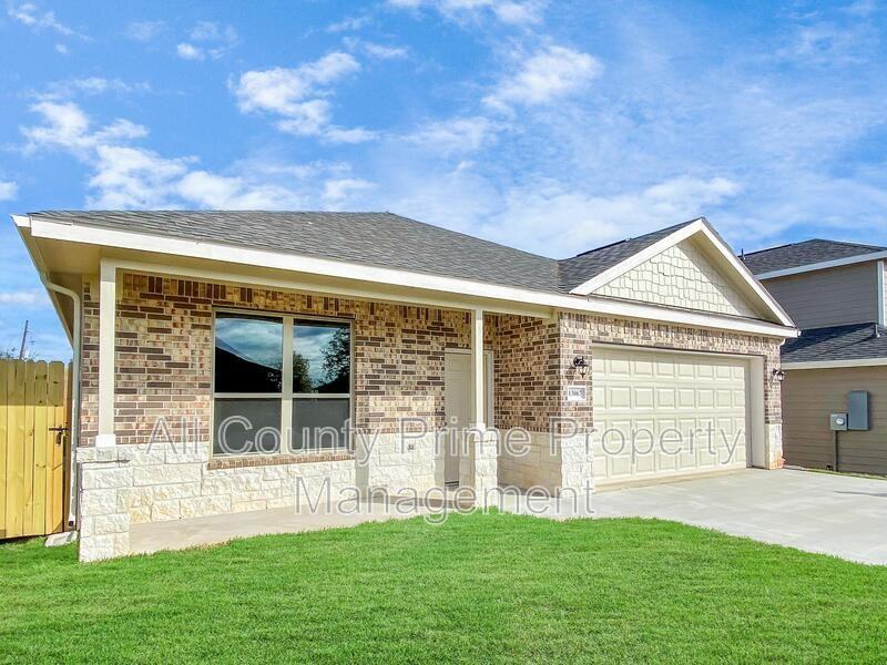 13067 Clearview Dr #13067 - Photo 3 of 14