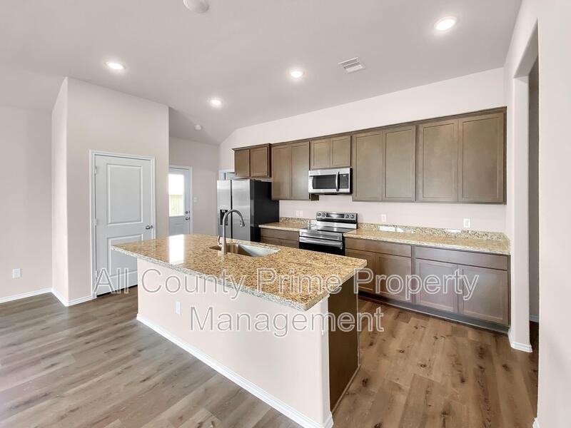 13067 Clearview Dr #13067 - Photo 4 of 14