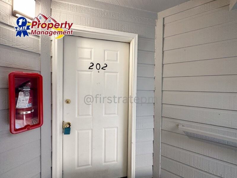 4721 W Pasadena Ln #202 - Photo 4 of 31