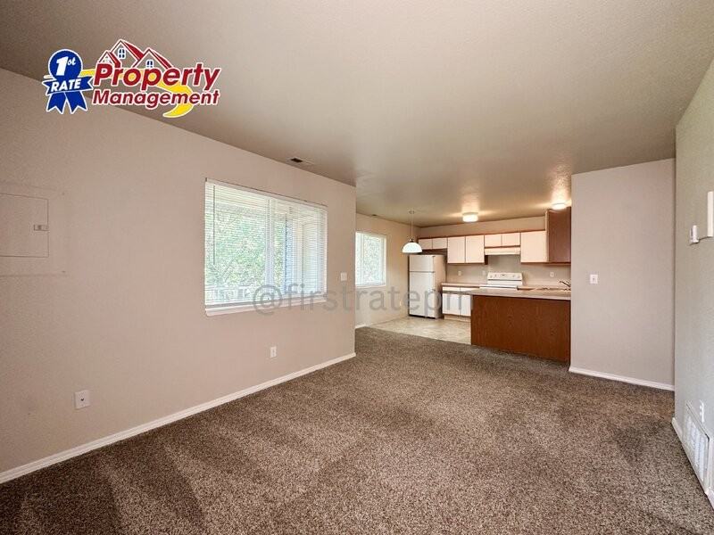 4721 W Pasadena Ln #202 - Photo 7 of 31