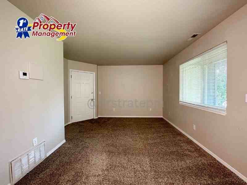 4721 W Pasadena Ln #202 - Photo 6 of 31