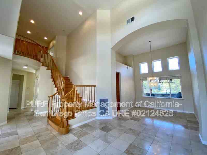 1341 E J St - Photo 3 of 21