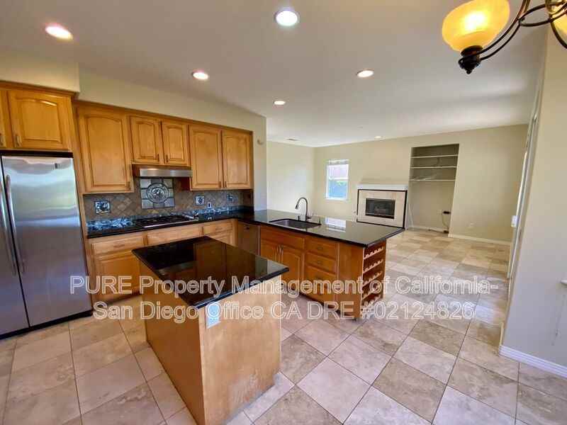 1341 E J St - Photo 4 of 21
