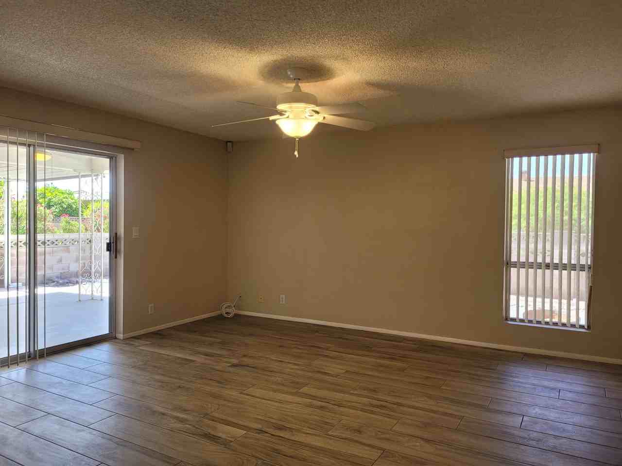 5007 E Farmdale Ave - Photo 3 of 21