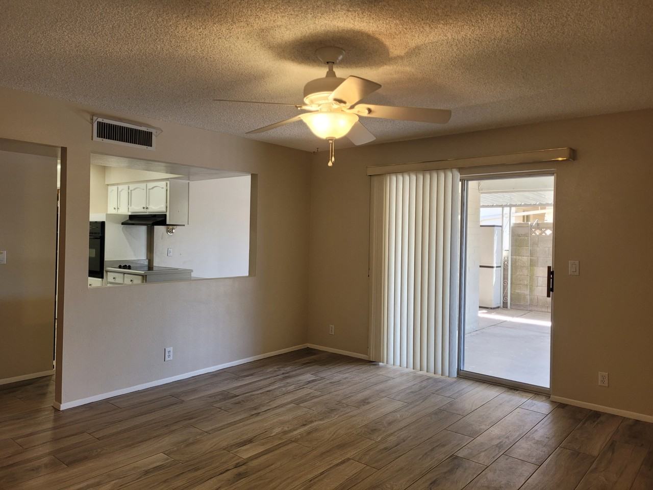 5007 E Farmdale Ave - Photo 4 of 21