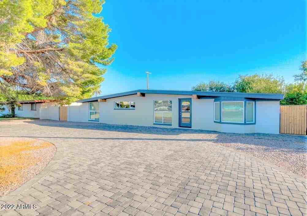 1017 E Bethany Home Rd - Photo 3 of 20