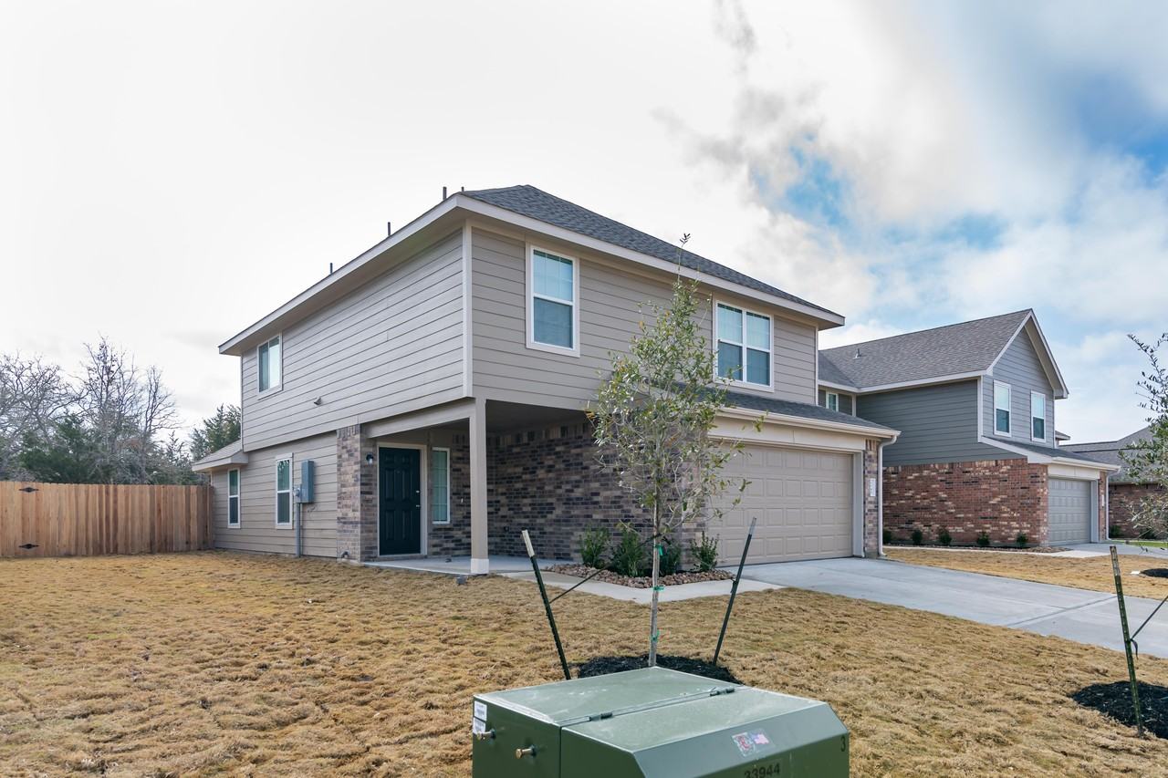 5740 Paseo Pl - Photo 2 of 12